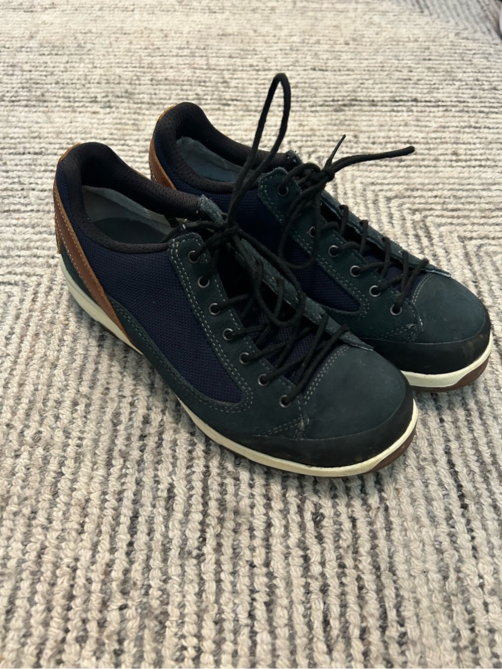 HanWag Vavena Lady Hiking Shoes Low Top Leather Suede Womens 8.5 EU 39.5